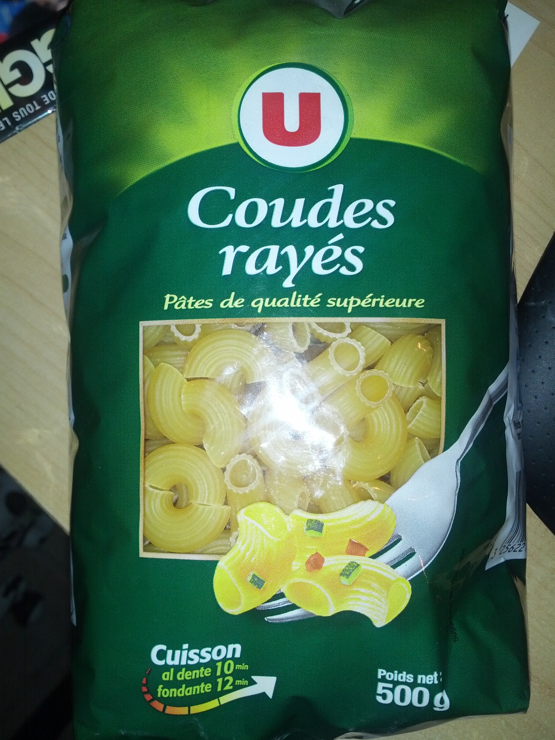 Pâtes Coudes rayés qualité supérieure, paquet cello de 500g