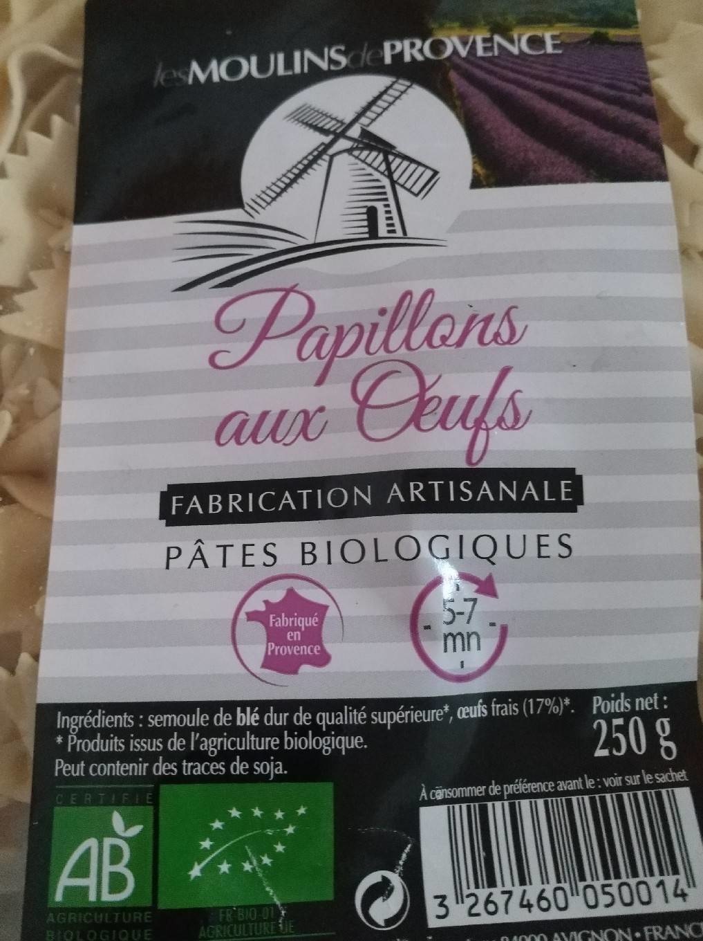 Papillons aux oeufs