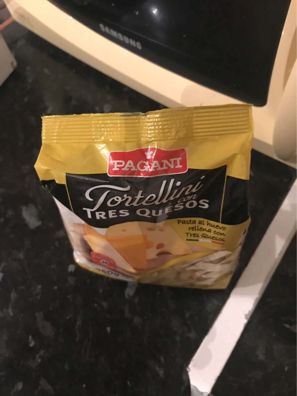 Tortellini con tres quesos