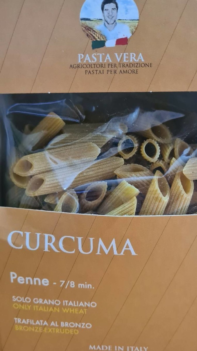 Penne curcuma