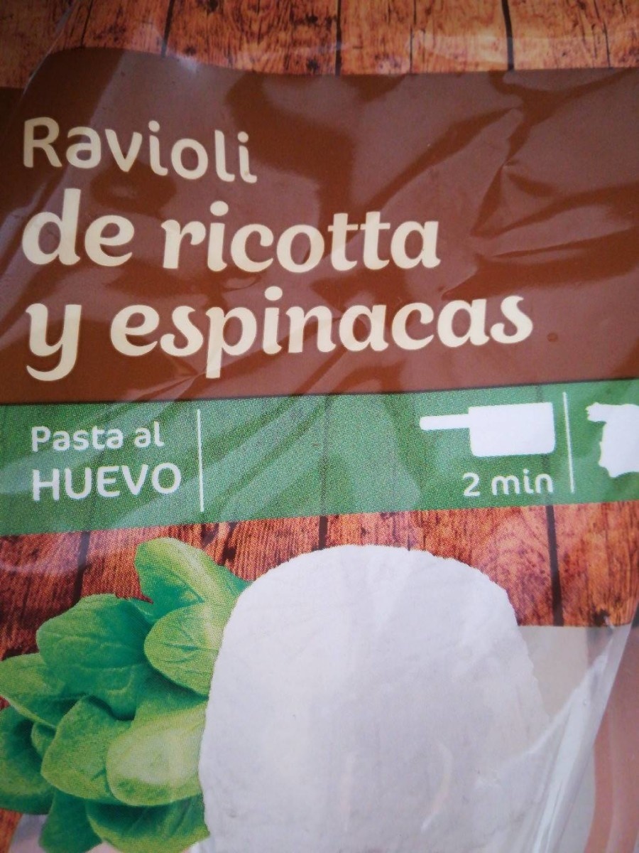 Ravioli de ricotta y espinacas